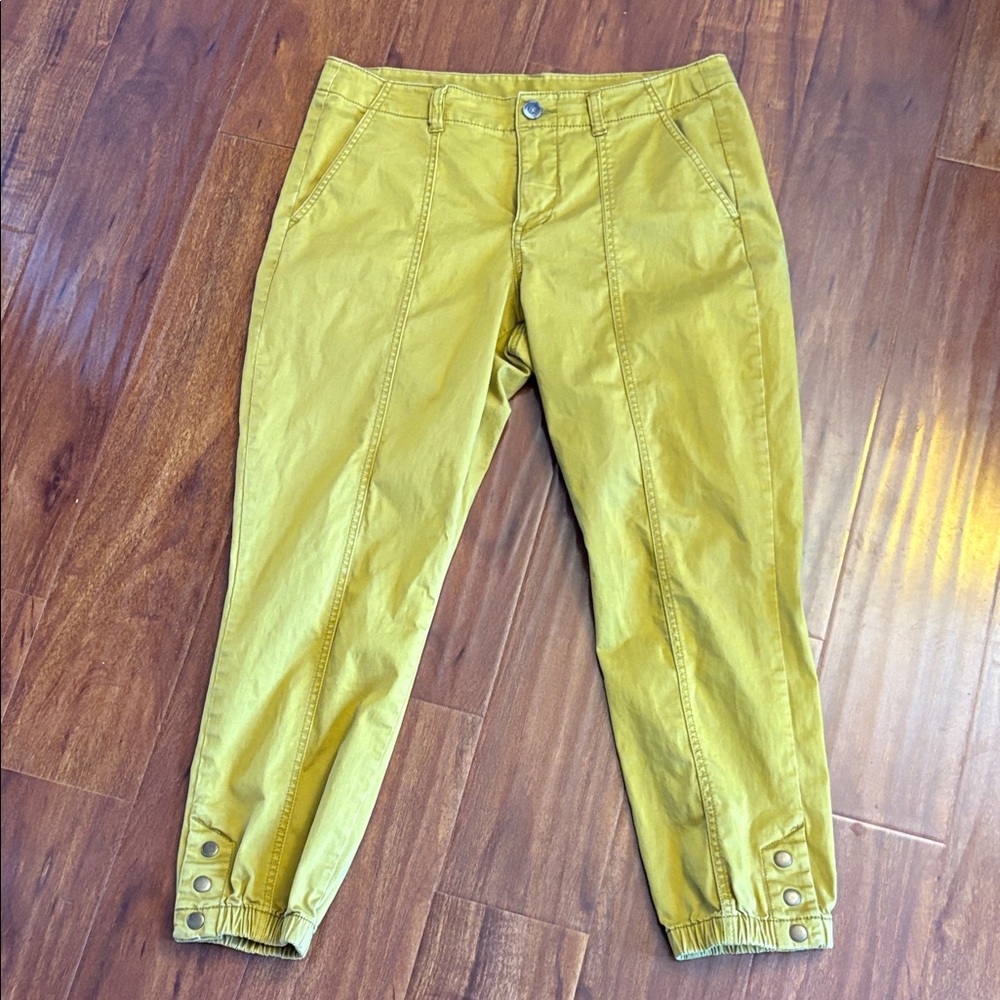 CAbi mustard Ankle Pants size 10